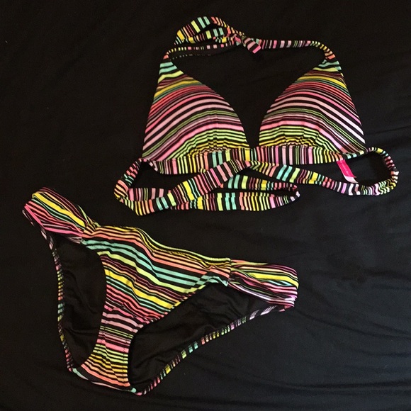 Victoria's Secret Other - VS padded swim top and matching bottom sz M Victoria's Secret Other - VS padded swim top and matching bottom sz M